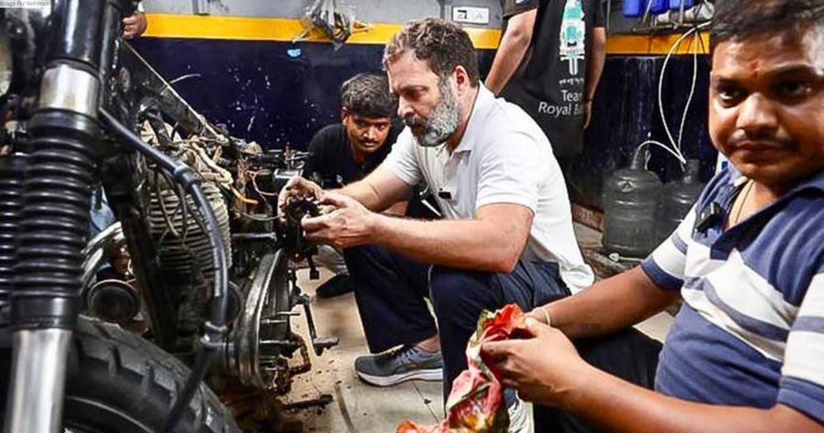 Cong leader Rahul Gandhi visits motorcycle mechanics' workshop in Delhi's Karol Bagh
